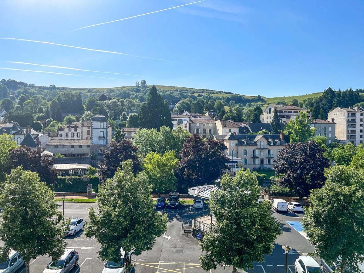 Le Frere Charmes Aurillac Exterior foto